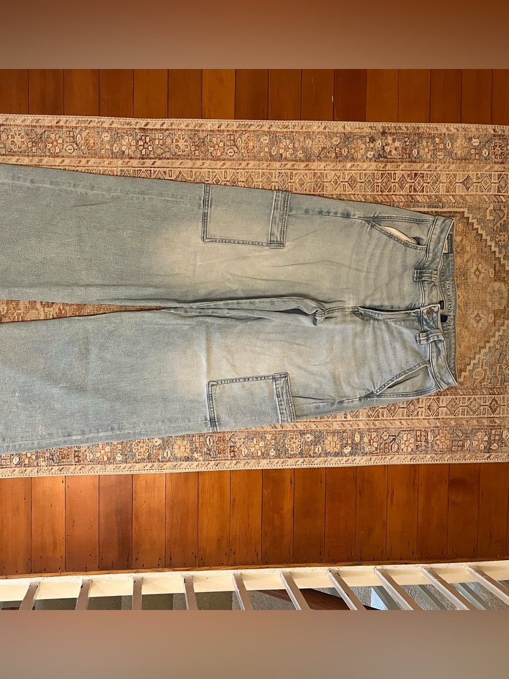 American Eagle Outfitters Light Wash Straight Jeans with Patch Pockets